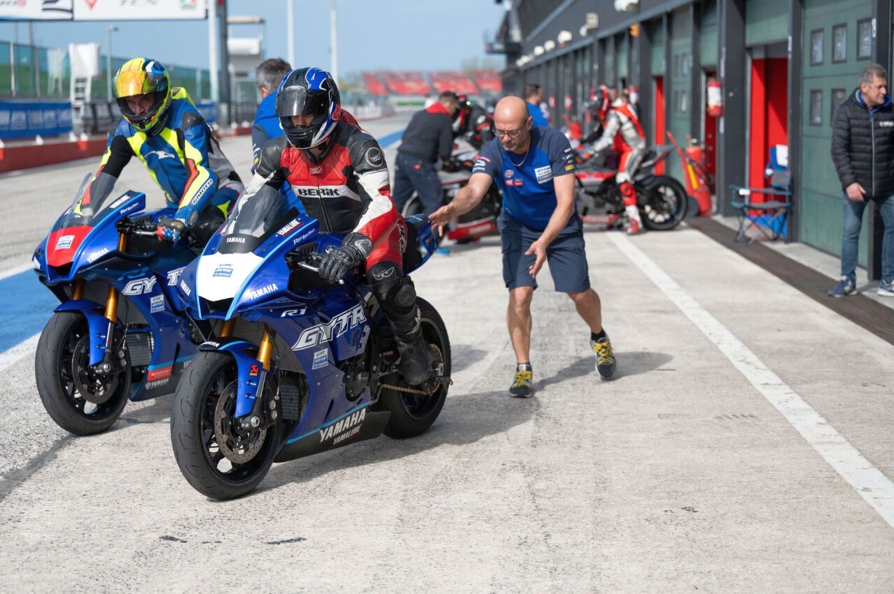 Yamaha Blue Racing Day: Yamaha inaugura la stagione fra i cordoli